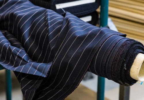 Linen Suit Hoi An: Why It’s the Perfect Choice for Tropical Weather